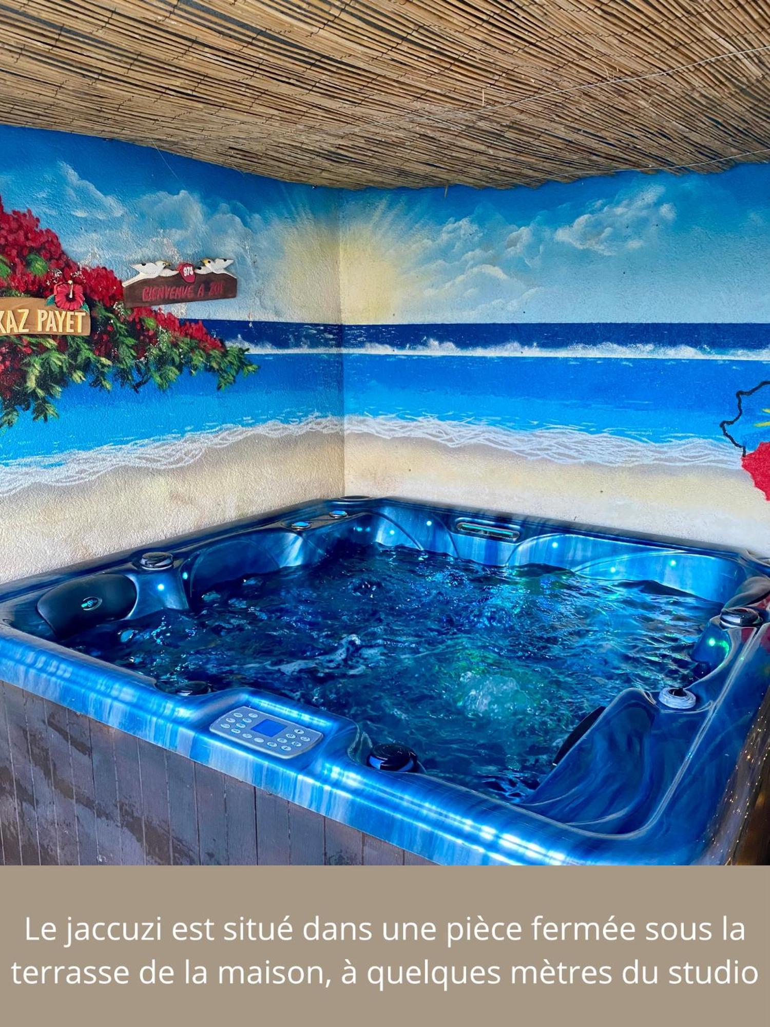 Studio Avec Terrasse Et Jacuzzi ヴァルボンヌ エクステリア 写真